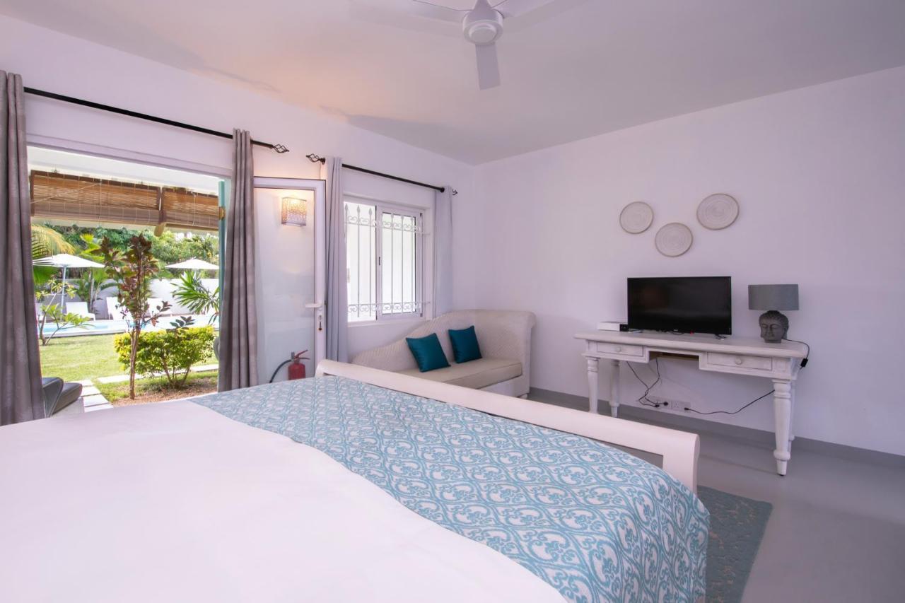 Le Mandala Moris Hotel Grand Baie Bagian luar foto