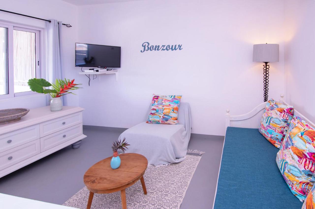 Le Mandala Moris Hotel Grand Baie Bagian luar foto