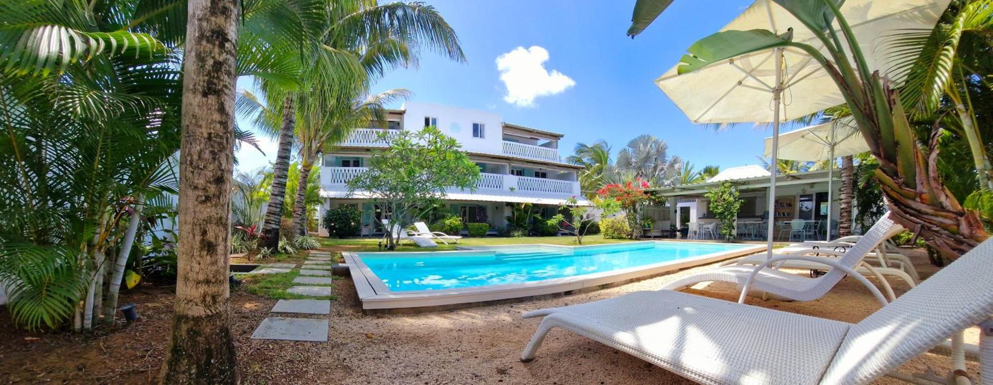 Le Mandala Moris Hotel Grand Baie Bagian luar foto