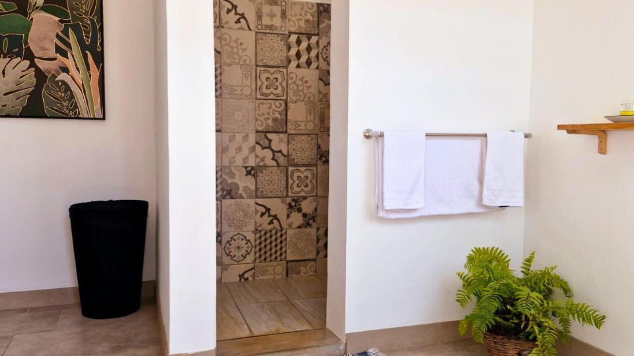 Le Mandala Moris Hotel Grand Baie Bagian luar foto