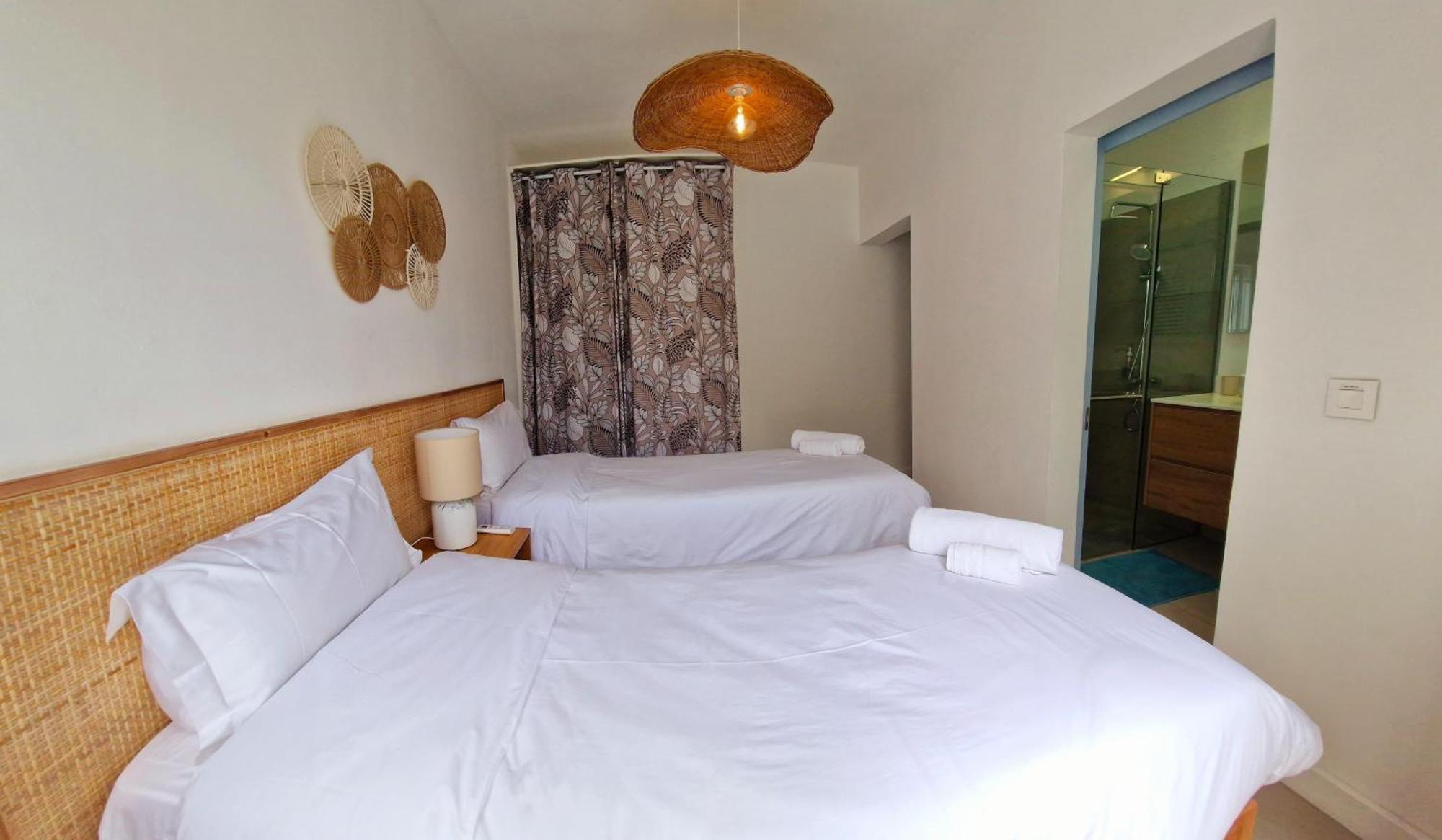 Le Mandala Moris Hotel Grand Baie Bagian luar foto