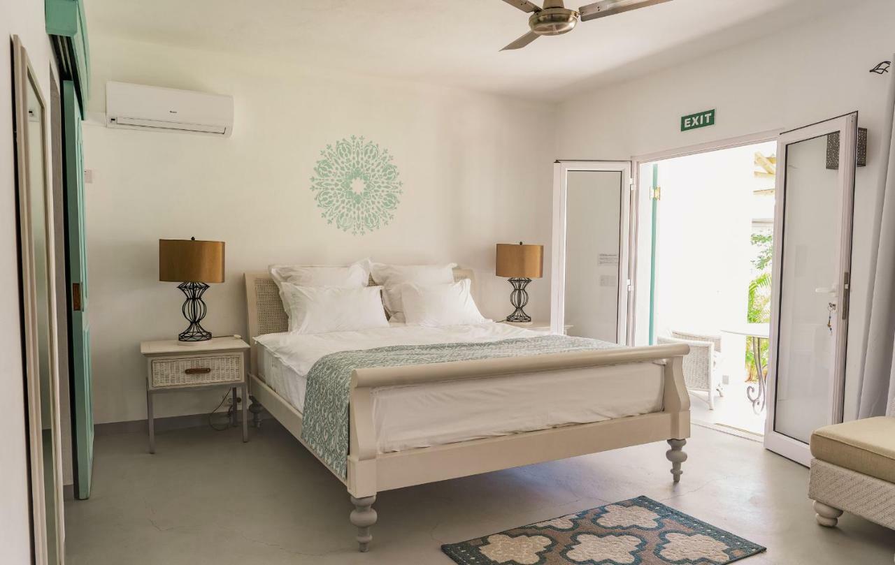 Le Mandala Moris Hotel Grand Baie Bagian luar foto